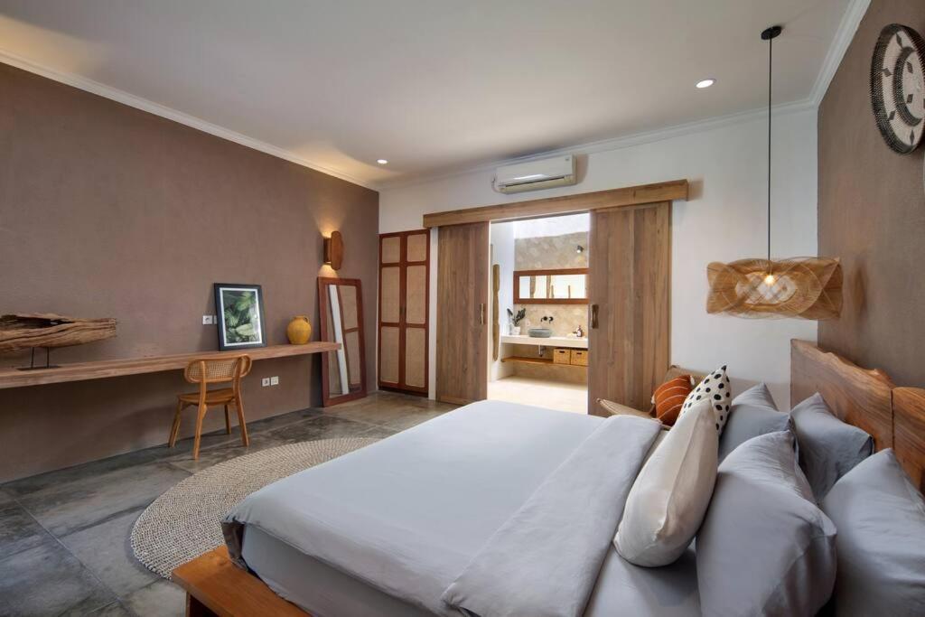 Villa Pawikan Gorgeous 4 Beds In The Heart Of Seminyak
