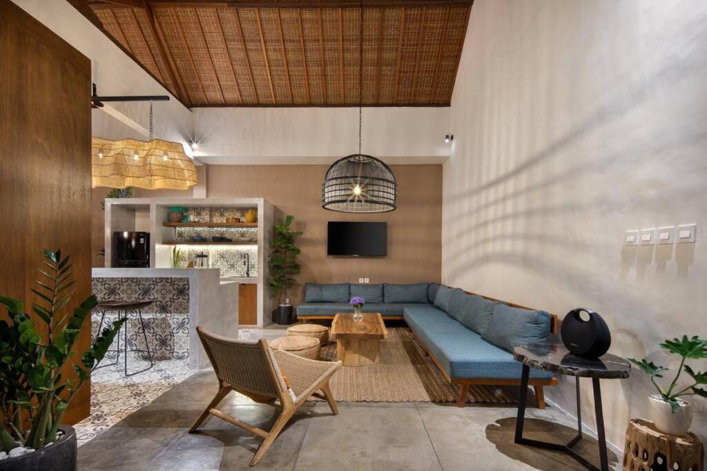 Pawikan Gorgeous 4 Beds In The Heart Of Seminyak